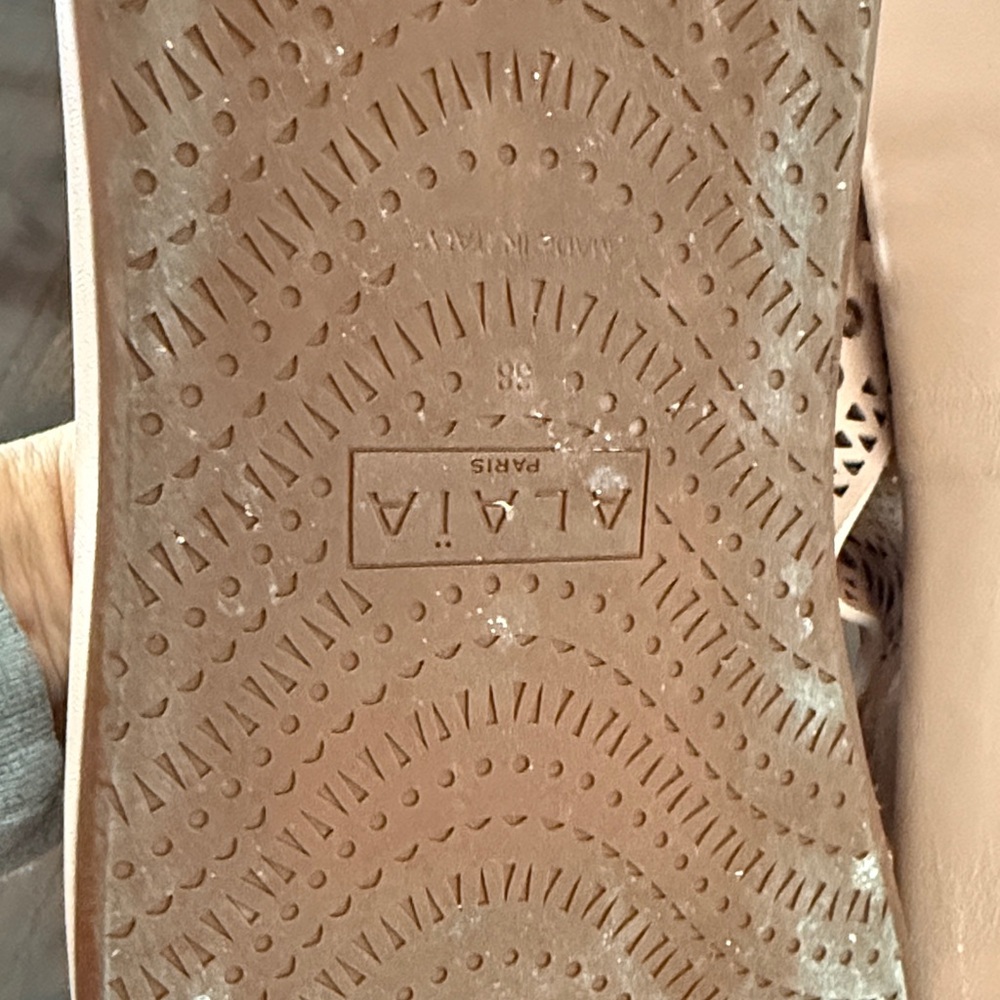 Alaia Blush Pink Sandals Neiman Marcus 8.5 - Picture 6 of 8